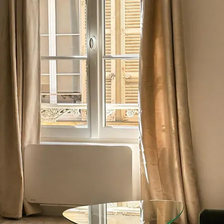 Elegant Et Confortable En Plein Centre - 4 Pers Appartement
